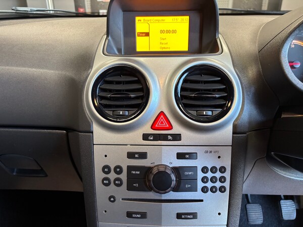 Used Vauxhall Corsa 2011 for sale - 75256878: Photo 39