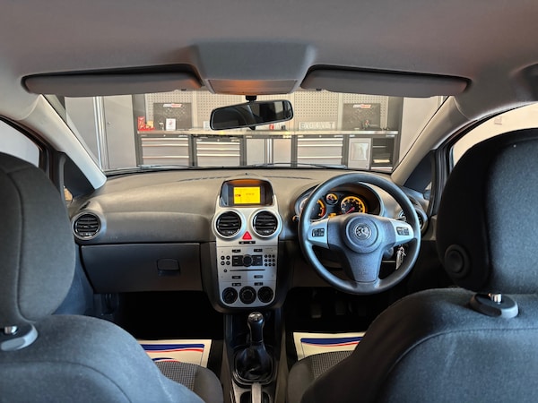 Used Vauxhall Corsa 2011 for sale - 75256878: Photo 63