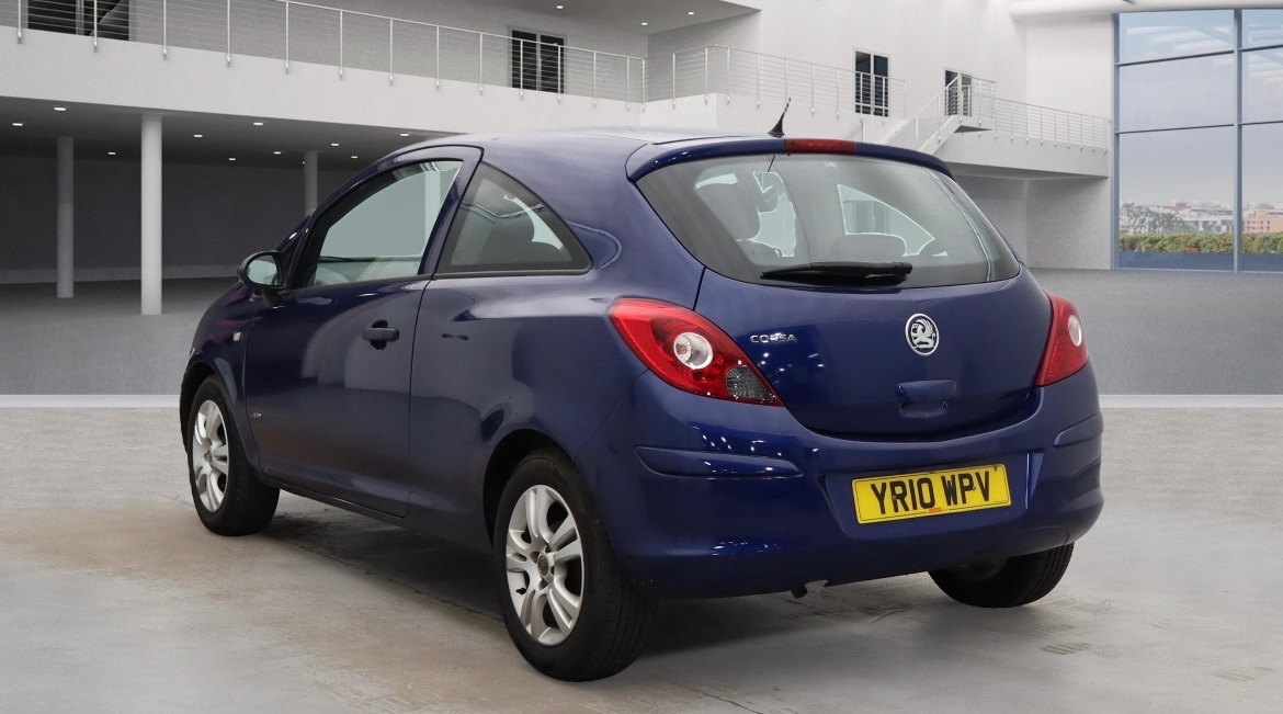 Used Vauxhall Corsa 2010 for sale - 76766529: Photo 2