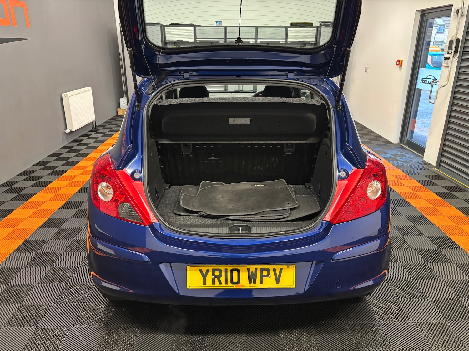 Used Vauxhall Corsa 2010 for sale - 76766529: Photo 36