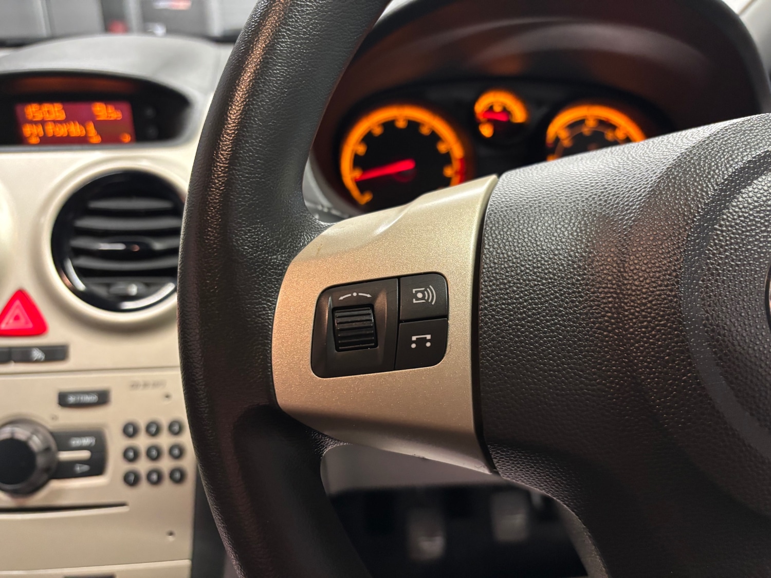 Used Vauxhall Corsa 2010 for sale - 76766529: Photo 54