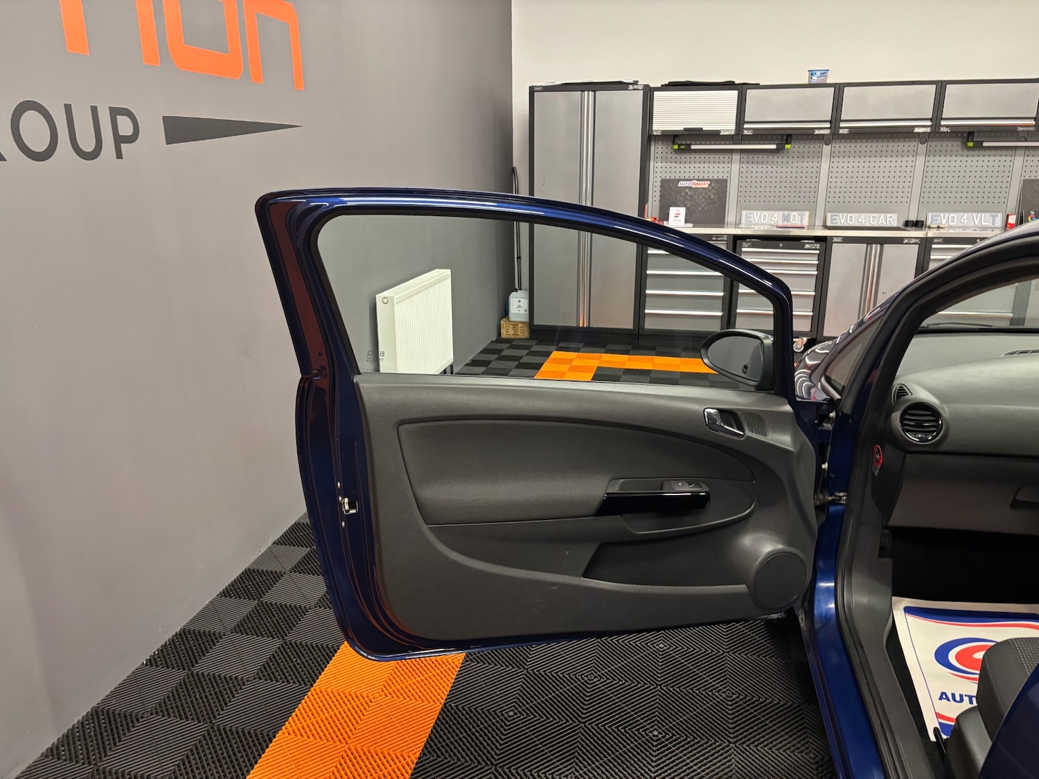 Used Vauxhall Corsa 2010 for sale - 76766529: Photo 63