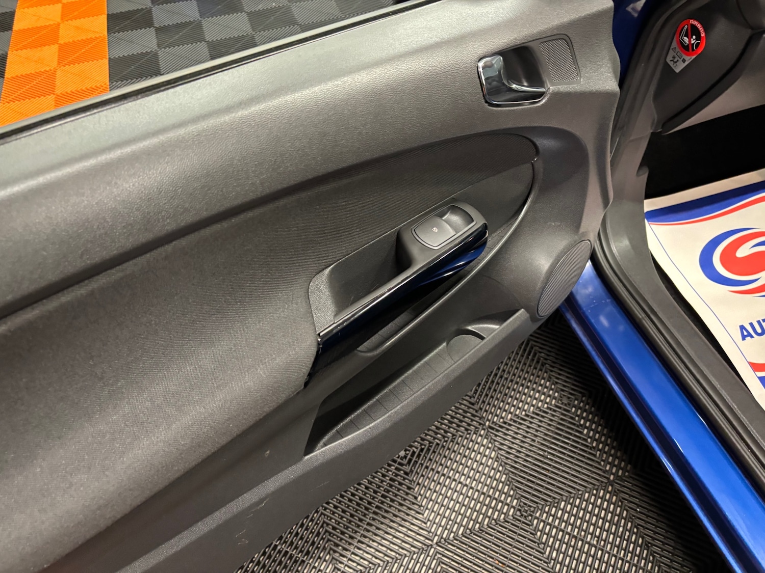 Used Vauxhall Corsa 2010 for sale - 76766529: Photo 64