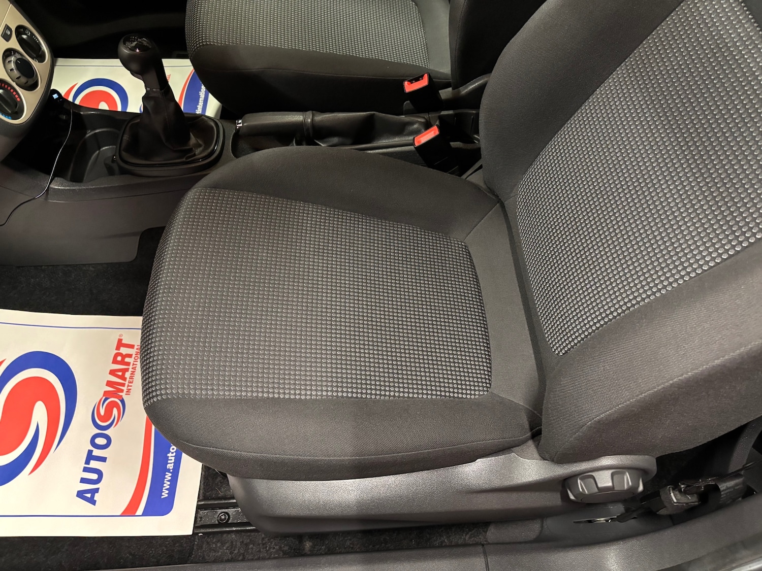 Used Vauxhall Corsa 2010 for sale - 76766529: Photo 67