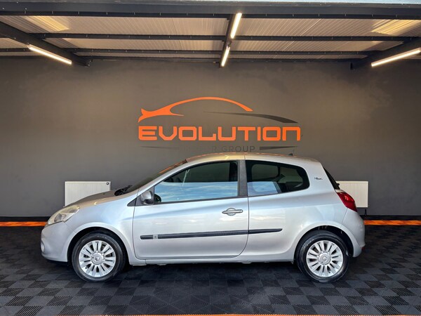 Used Renault Clio 2010 for sale - 75258797: Photo 6