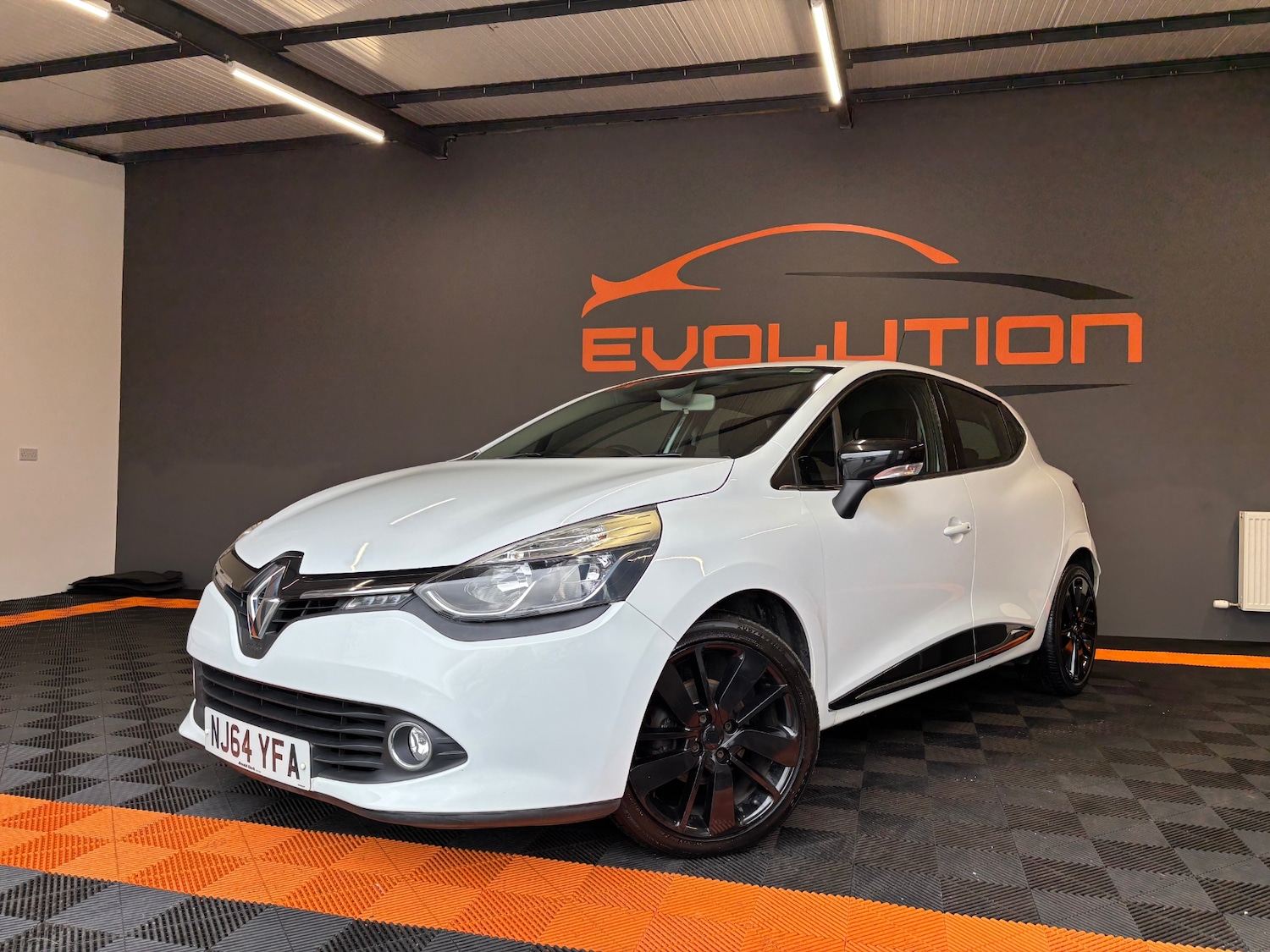 Used Renault Clio 2014 for sale - 77482232: Photo 12