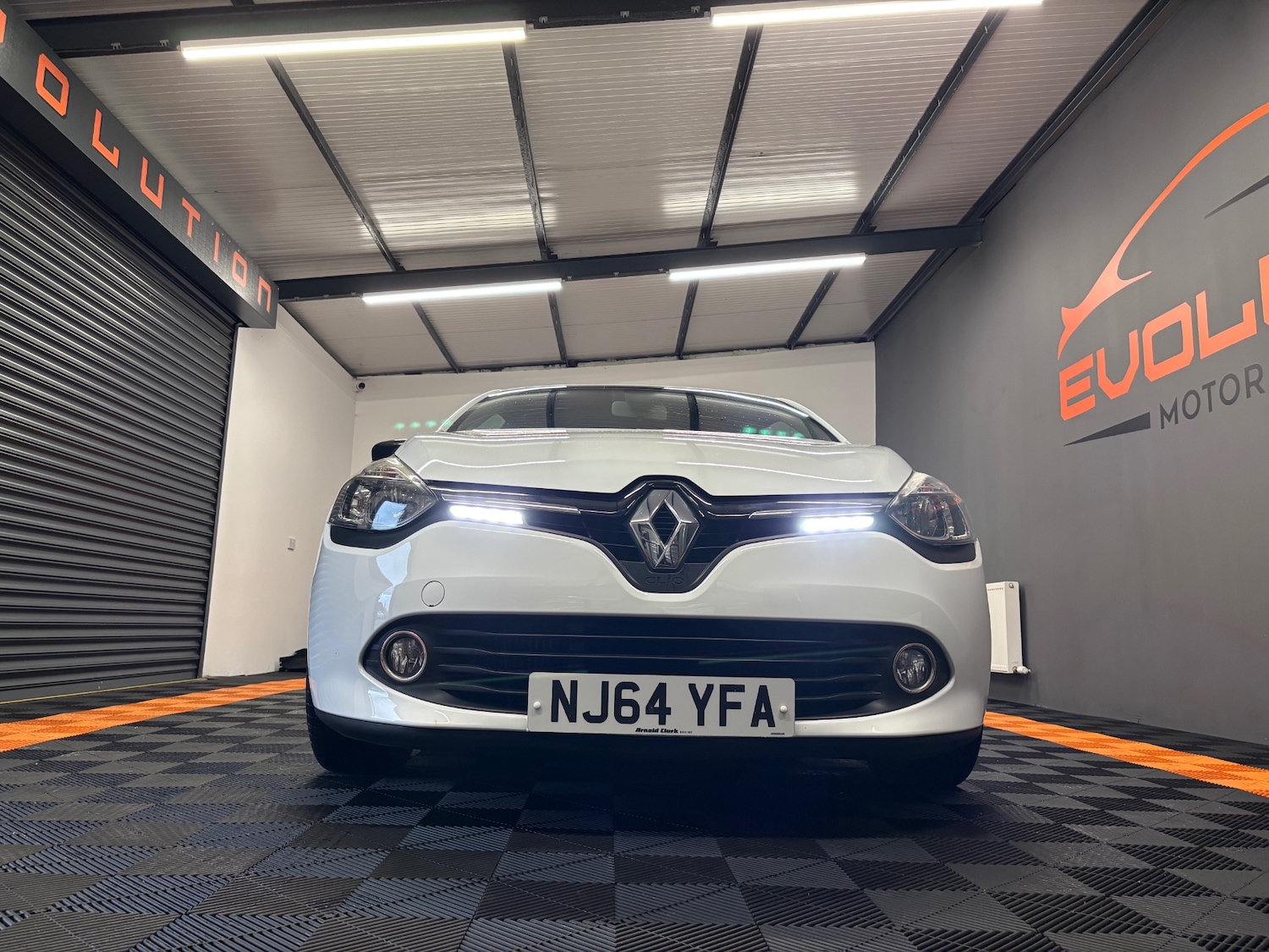 Used Renault Clio 2014 for sale - 77482232: Photo 14