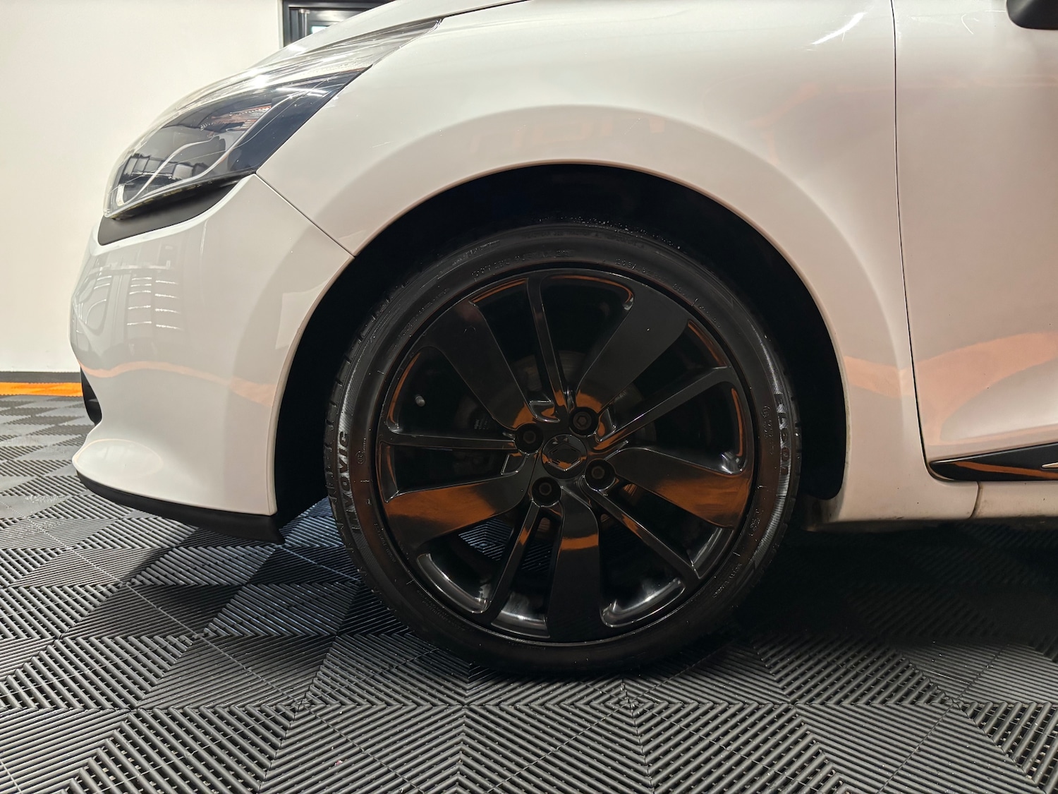 Used Renault Clio 2014 for sale - 77482232: Photo 27