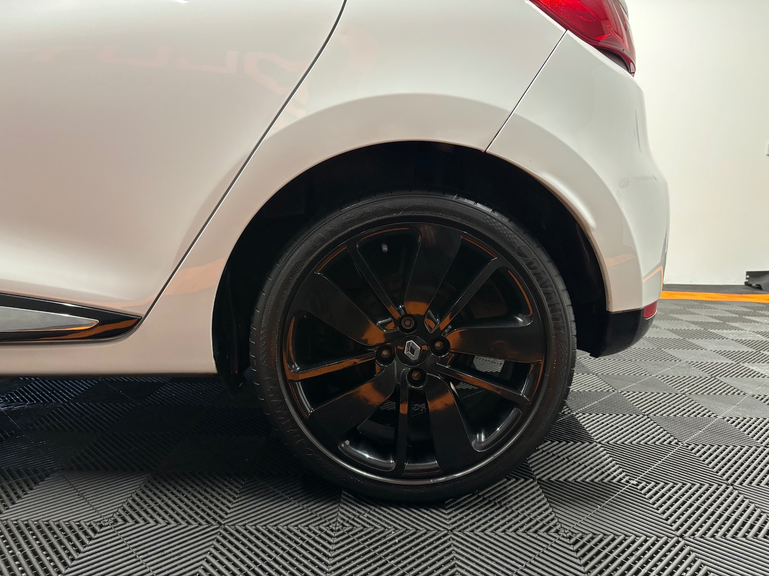 Used Renault Clio 2014 for sale - 77482232: Photo 28