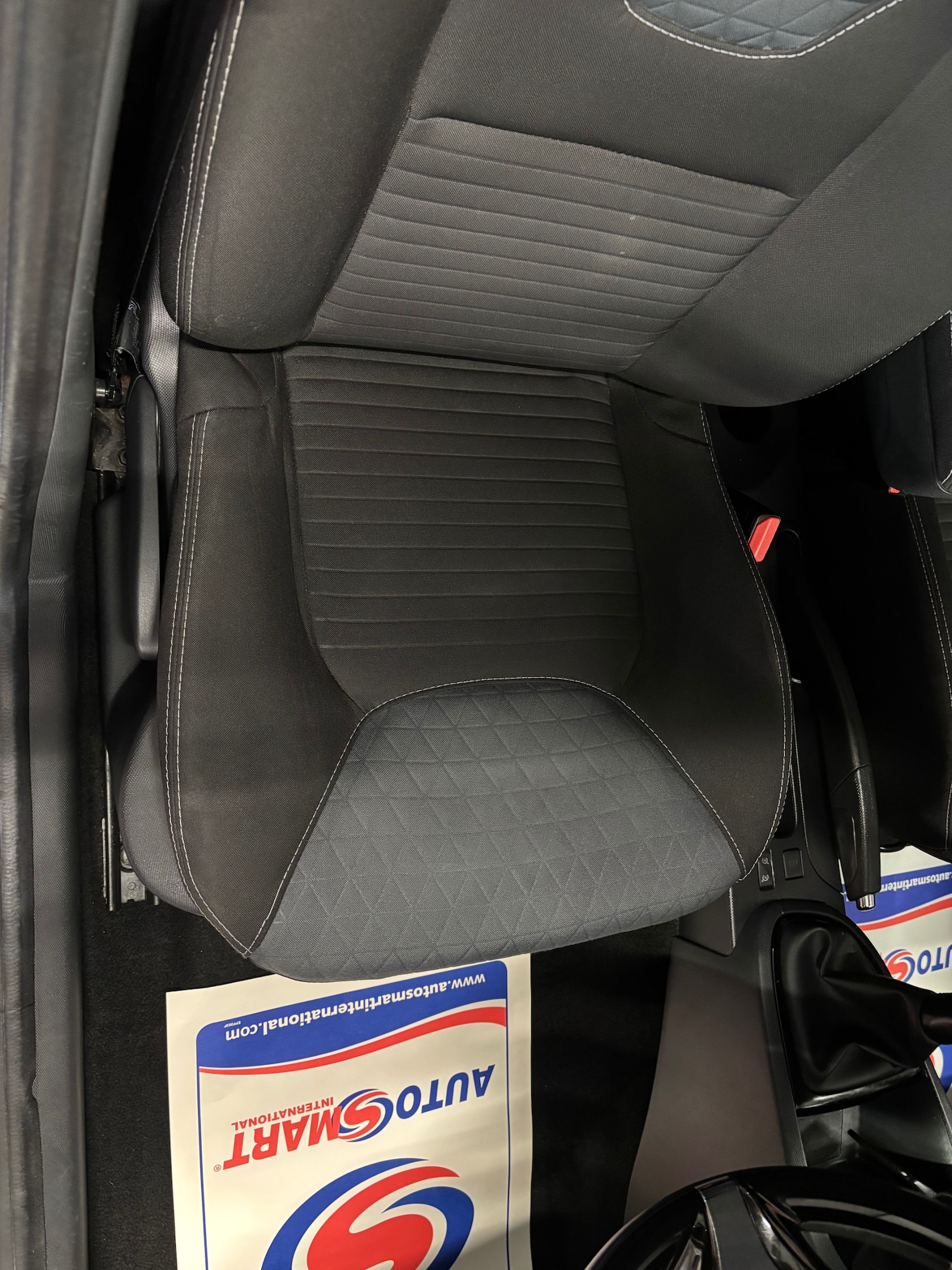 Used Renault Clio 2014 for sale - 77482232: Photo 65