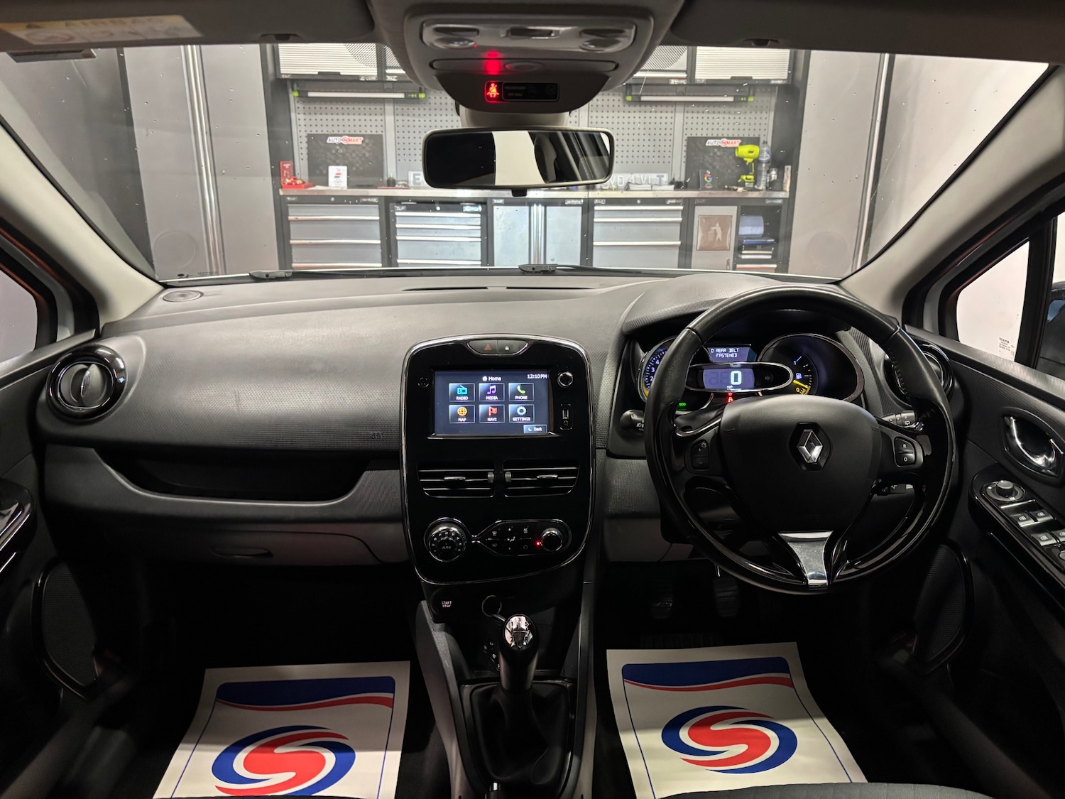 Used Renault Clio 2014 for sale - 77482232: Photo 76