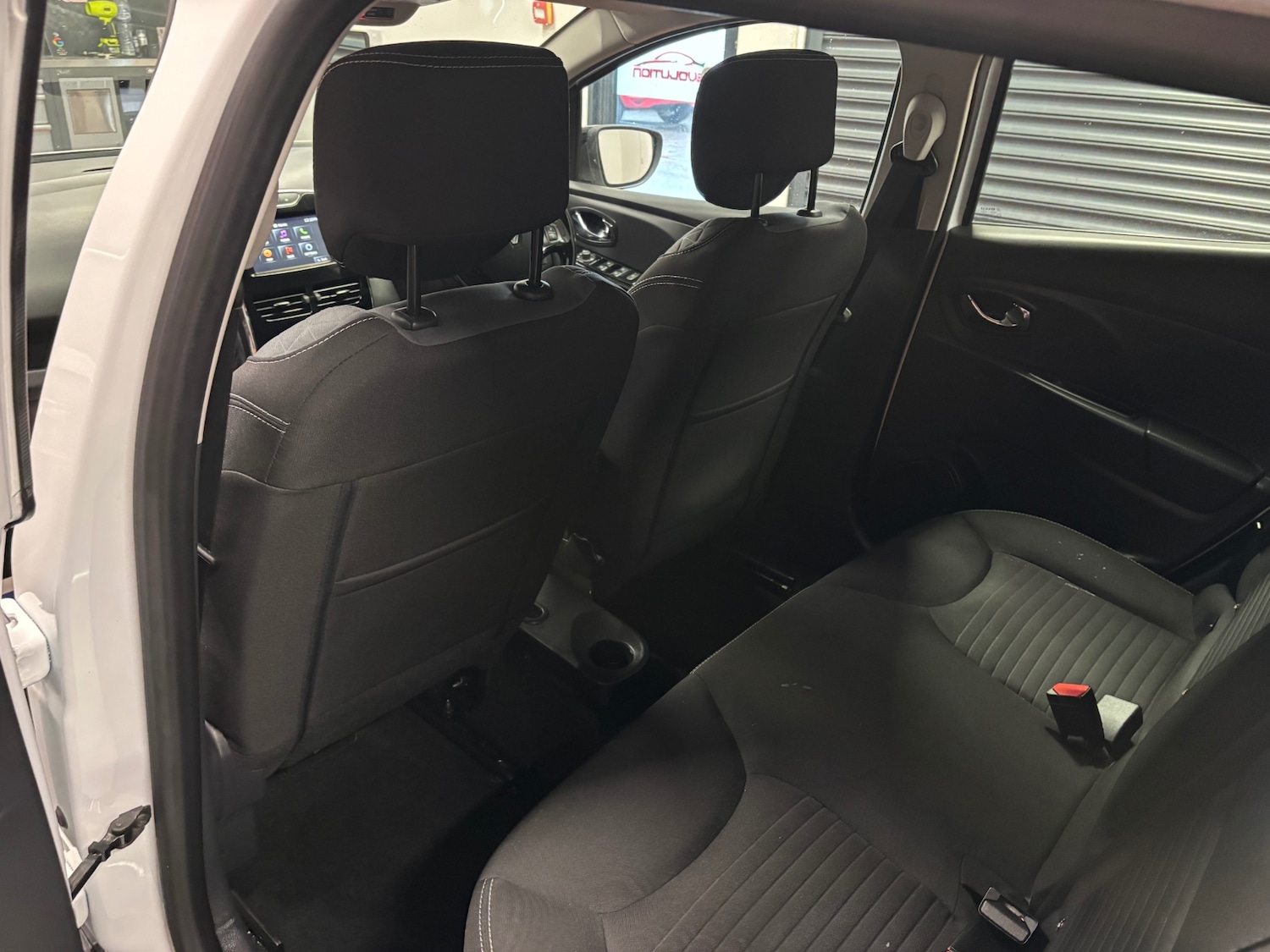 Used Renault Clio 2014 for sale - 77482232: Photo 81