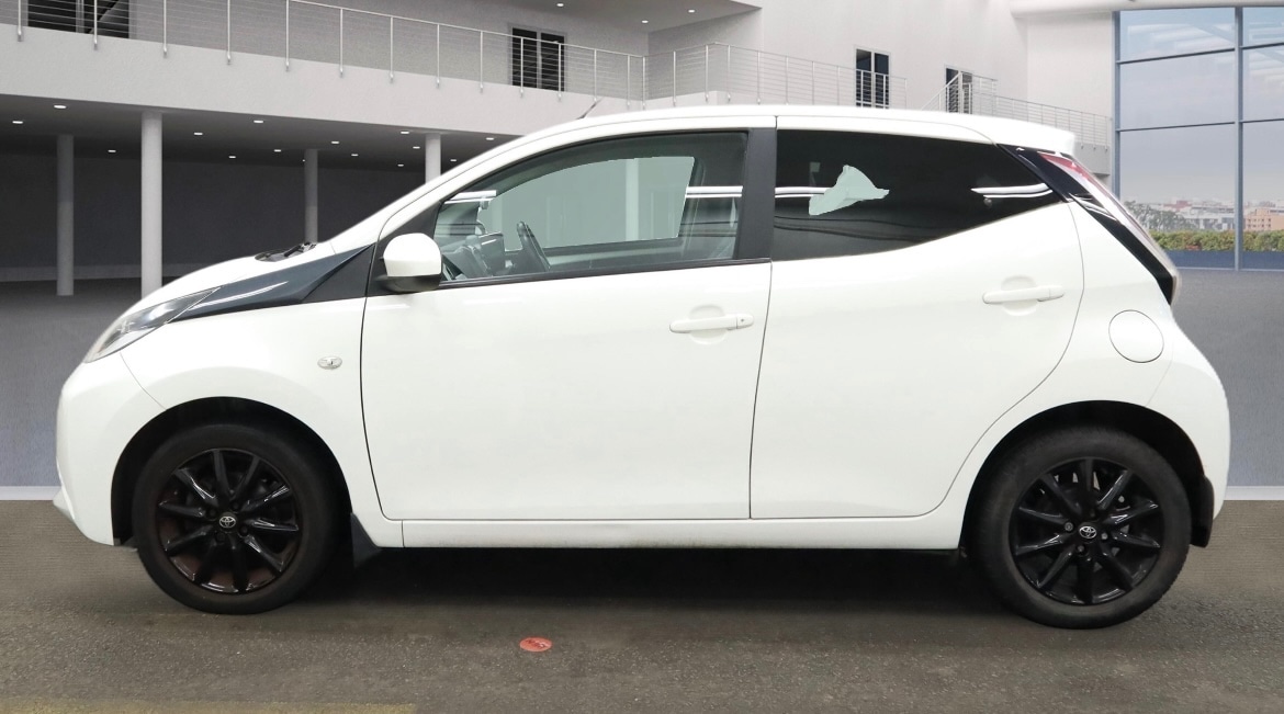 Used Toyota AYGO 2018 for sale - 76866593: Photo 5