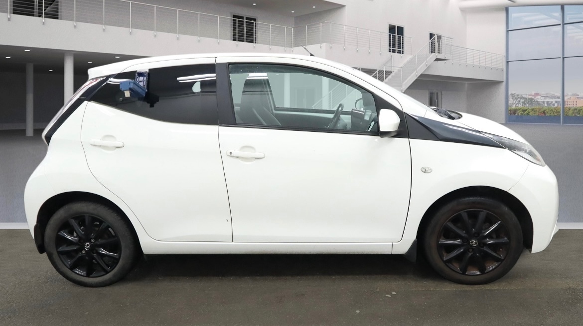 Used Toyota AYGO 2018 for sale - 76866593: Photo 6