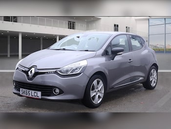 Used Renault Clio 2015 for sale - 76097013: Photo