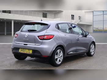 Used Renault Clio 2015 for sale - 76097013: Photo