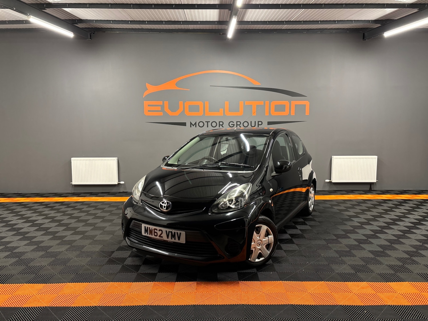 Used Toyota AYGO 2013 for sale - 76000493: Photo 1