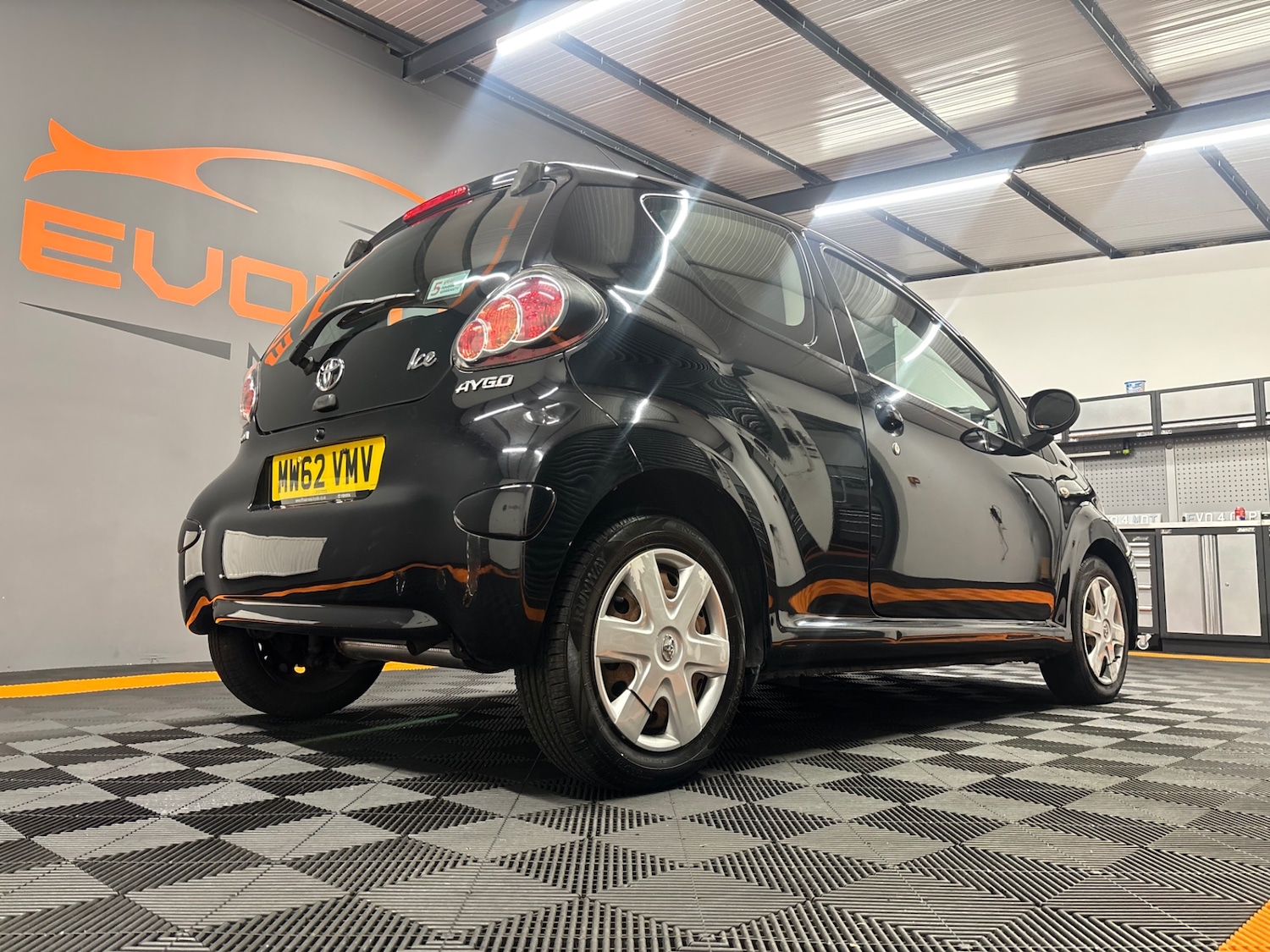 Used Toyota AYGO 2013 for sale - 76000493: Photo 31