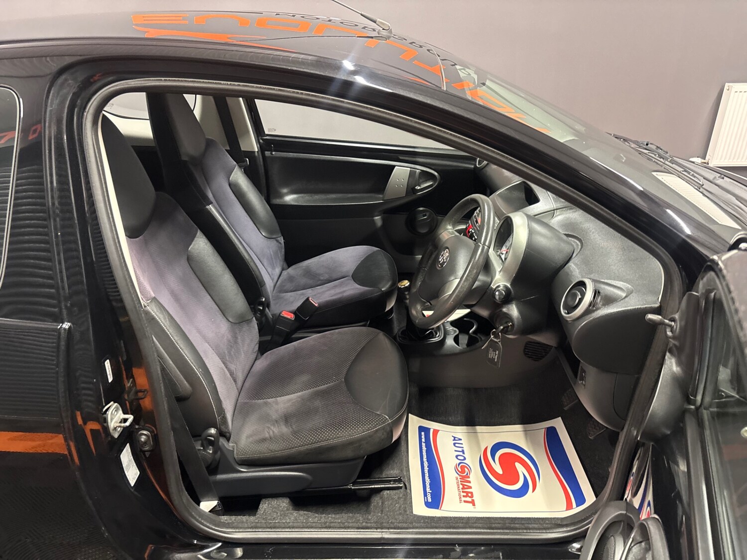 Used Toyota AYGO 2013 for sale - 76000493: Photo 40