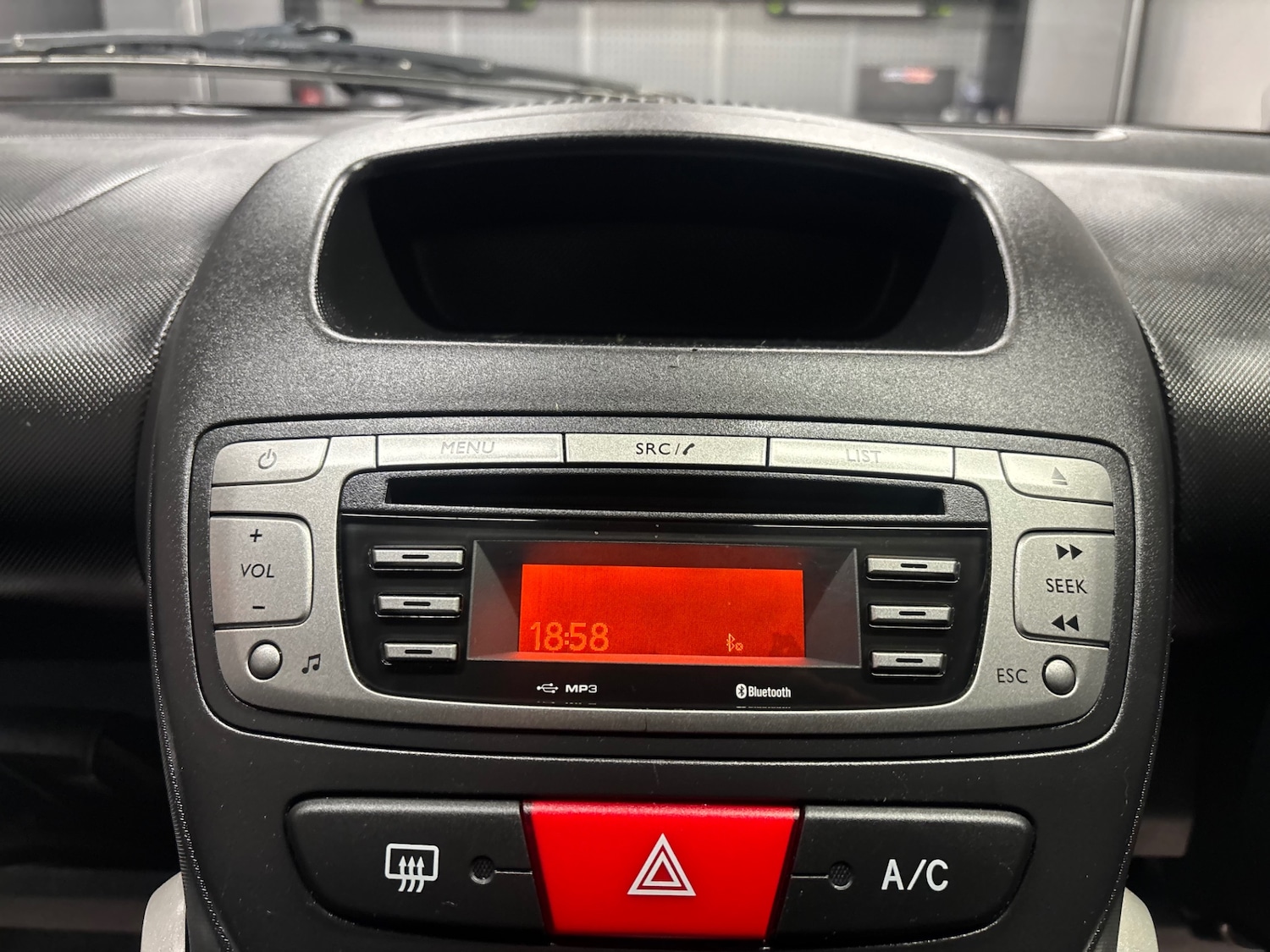 Used Toyota AYGO 2013 for sale - 76000493: Photo 44