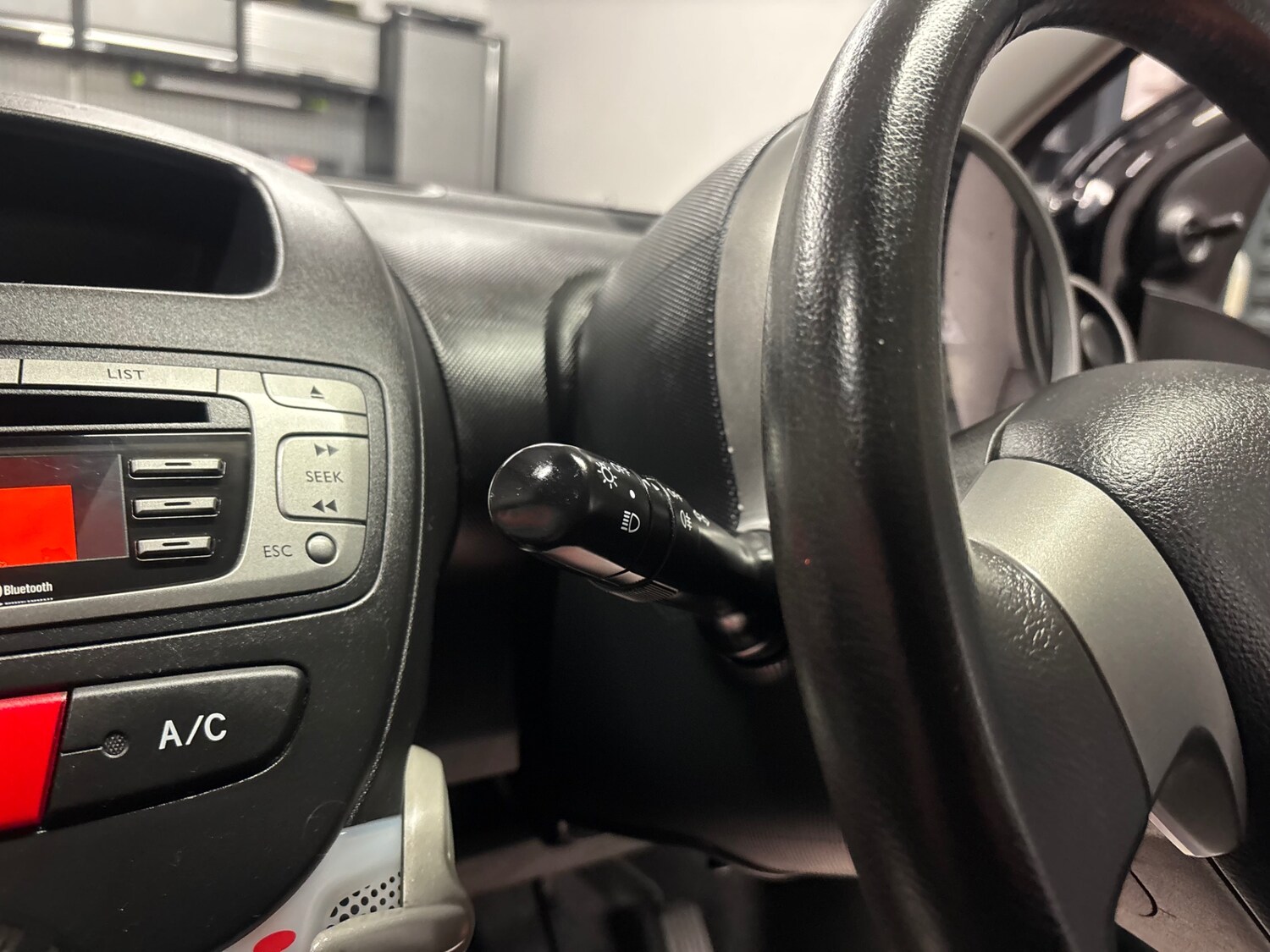 Used Toyota AYGO 2013 for sale - 76000493: Photo 48