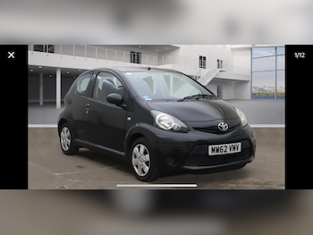 Used Toyota AYGO 2013 for sale - 76000493: Photo