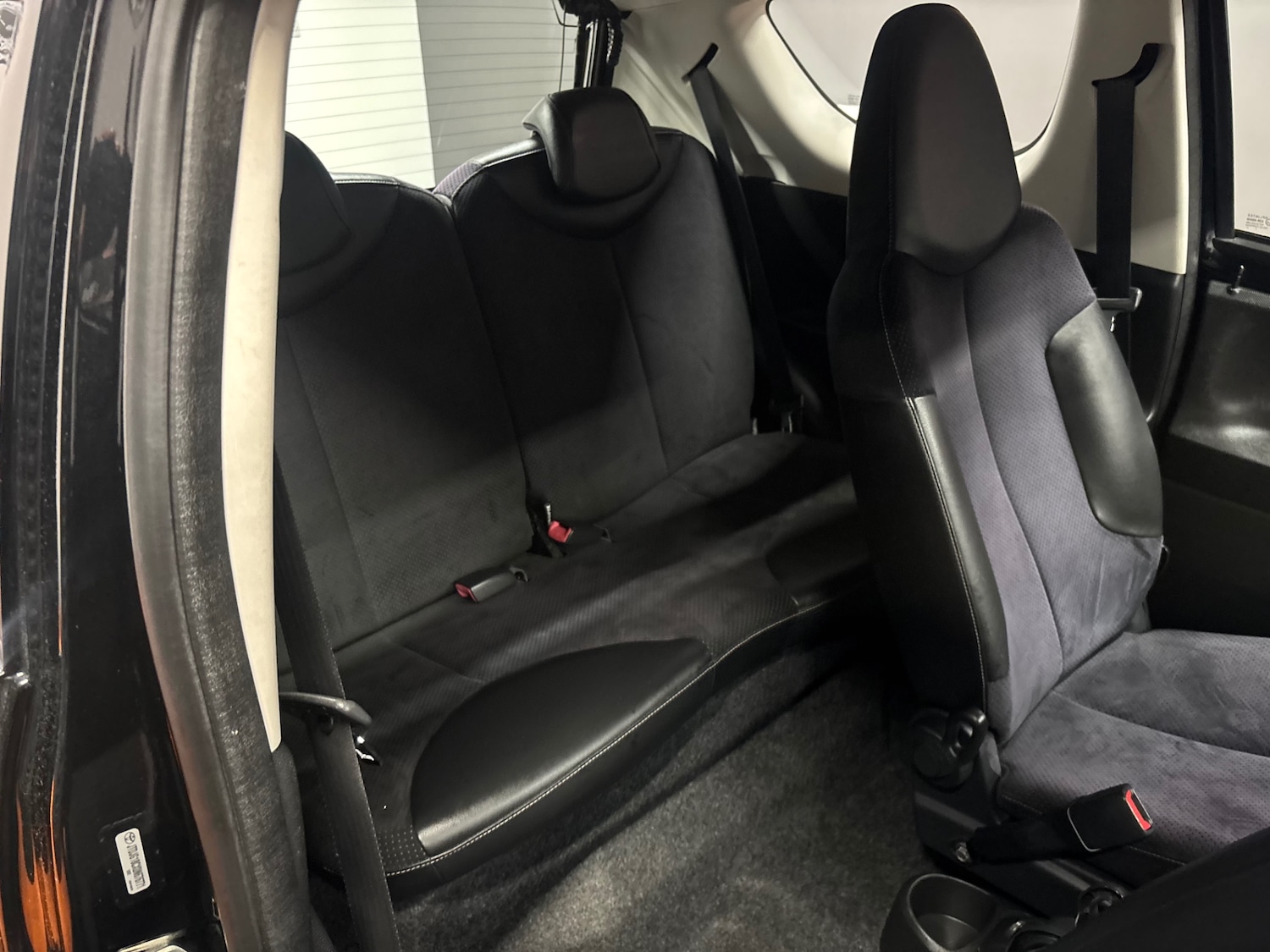 Used Toyota AYGO 2013 for sale - 76000493: Photo 51