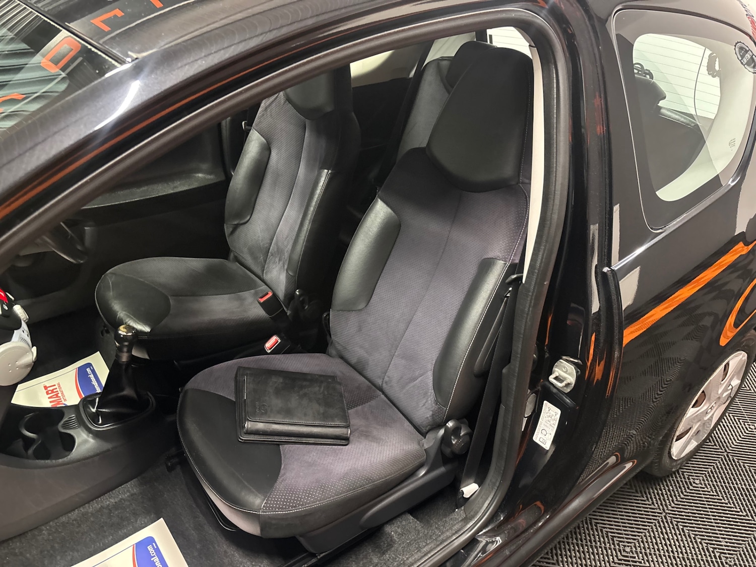 Used Toyota AYGO 2013 for sale - 76000493: Photo 56