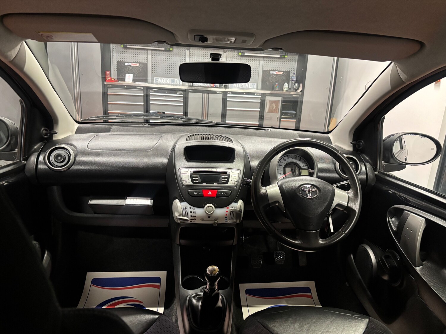 Used Toyota AYGO 2013 for sale - 76000493: Photo 58