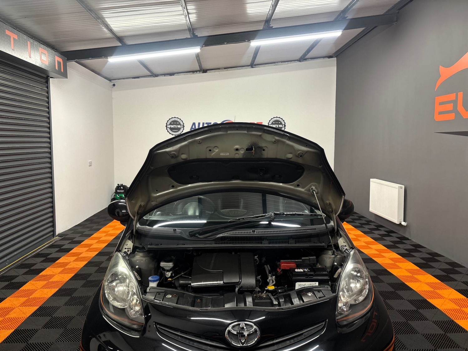 Used Toyota AYGO 2013 for sale - 76000493: Photo 64