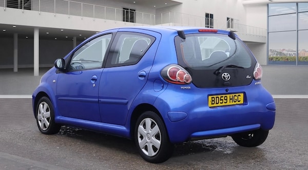 Used Toyota AYGO 2009 for sale - 76268194: Photo 2