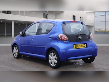 Used Toyota AYGO 2009 for sale - 76268194: Photo