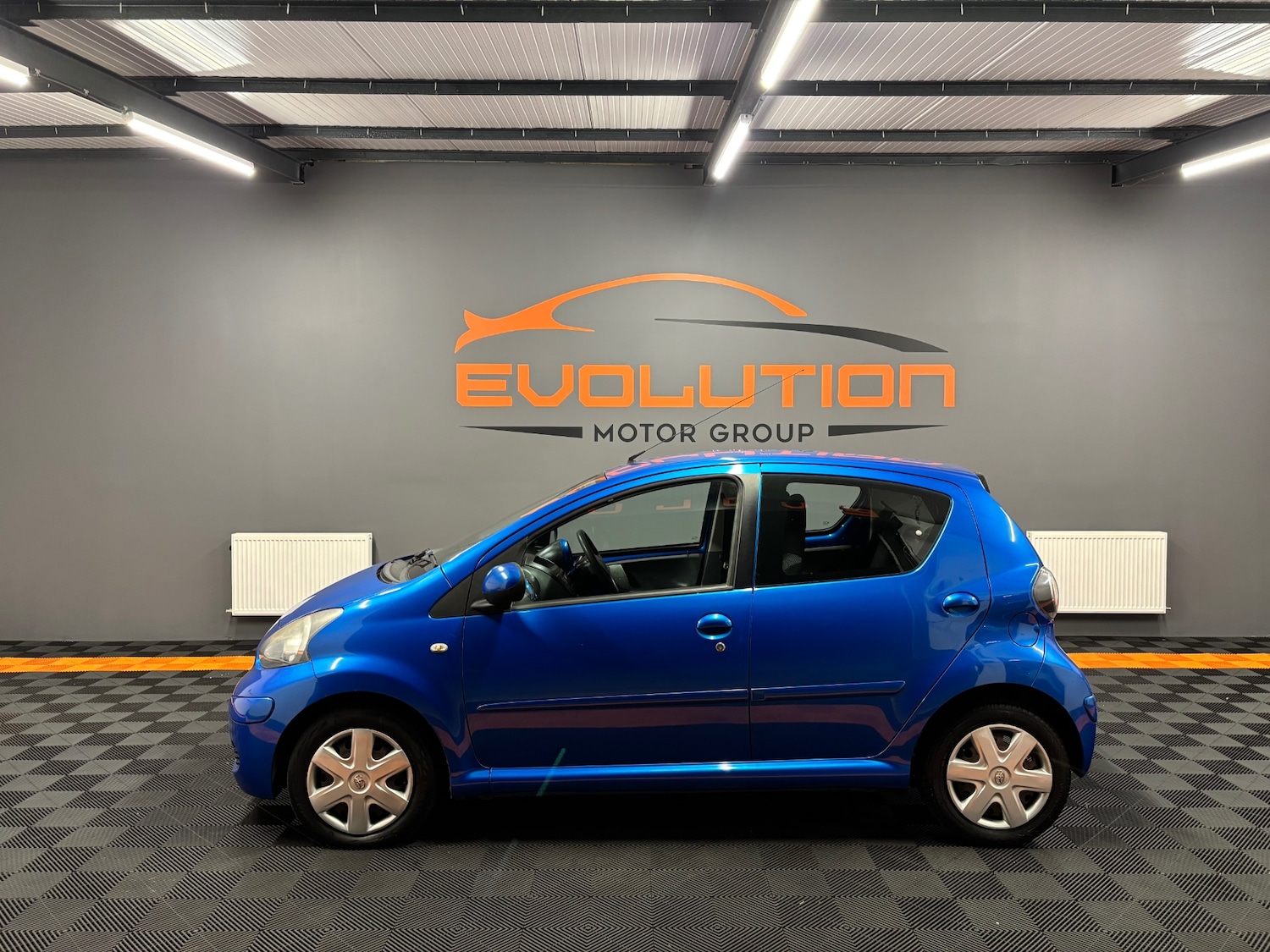 Used Toyota AYGO 2009 for sale - 76268194: Photo 4