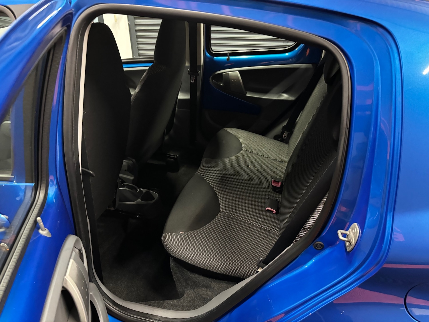 Used Toyota AYGO 2009 for sale - 76268194: Photo 51