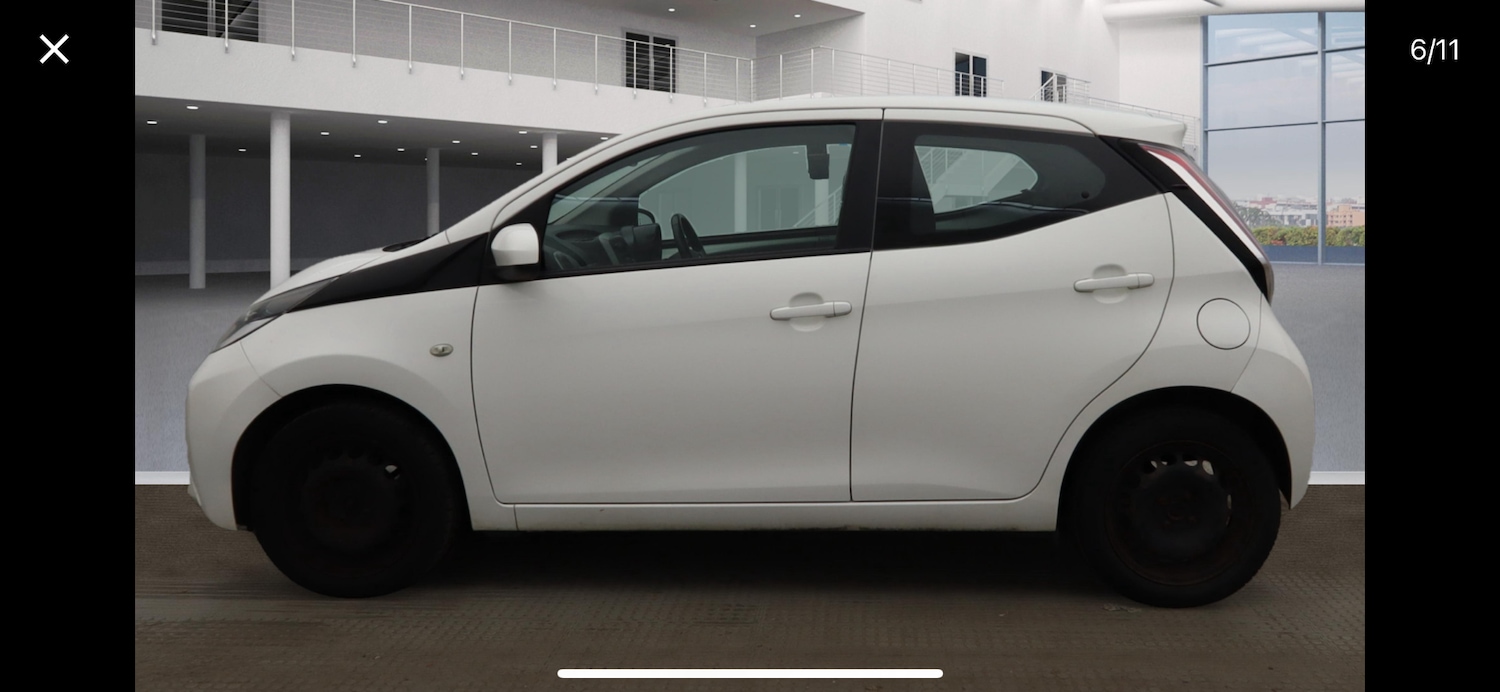 Used Toyota AYGO 2015 for sale - 76169798: Photo 2