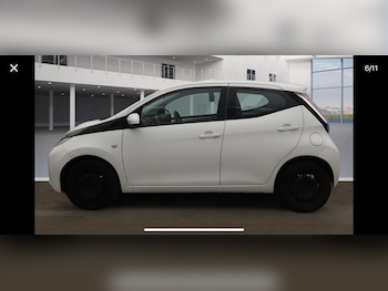 Used Toyota AYGO 2015 for sale - 76169798: Photo 2
