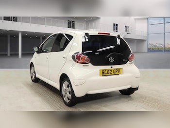Used Toyota AYGO 2013 for sale - 77837266: Photo
