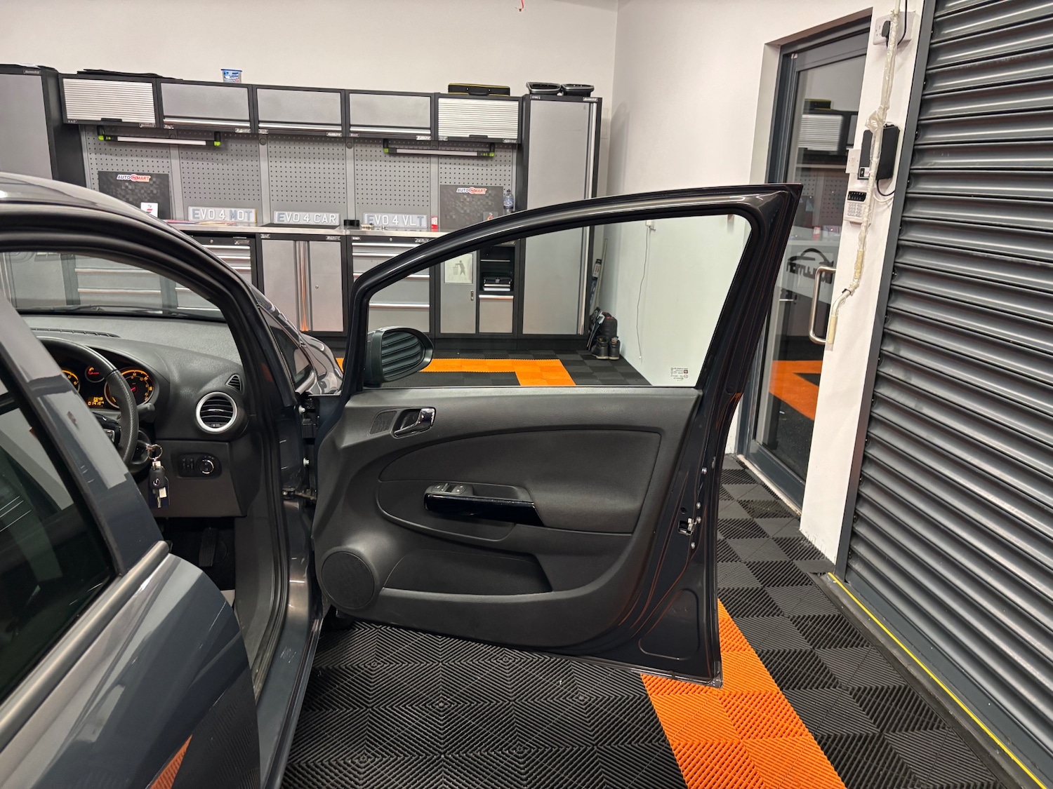 Used Vauxhall Corsa 2014 for sale - 76767410: Photo 36