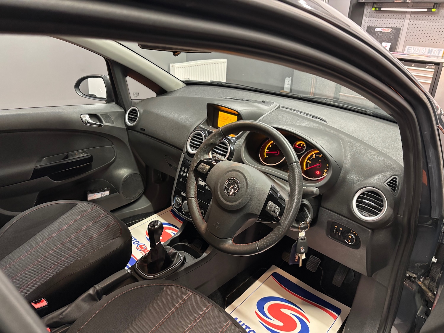 Used Vauxhall Corsa 2014 for sale - 76767410: Photo 50