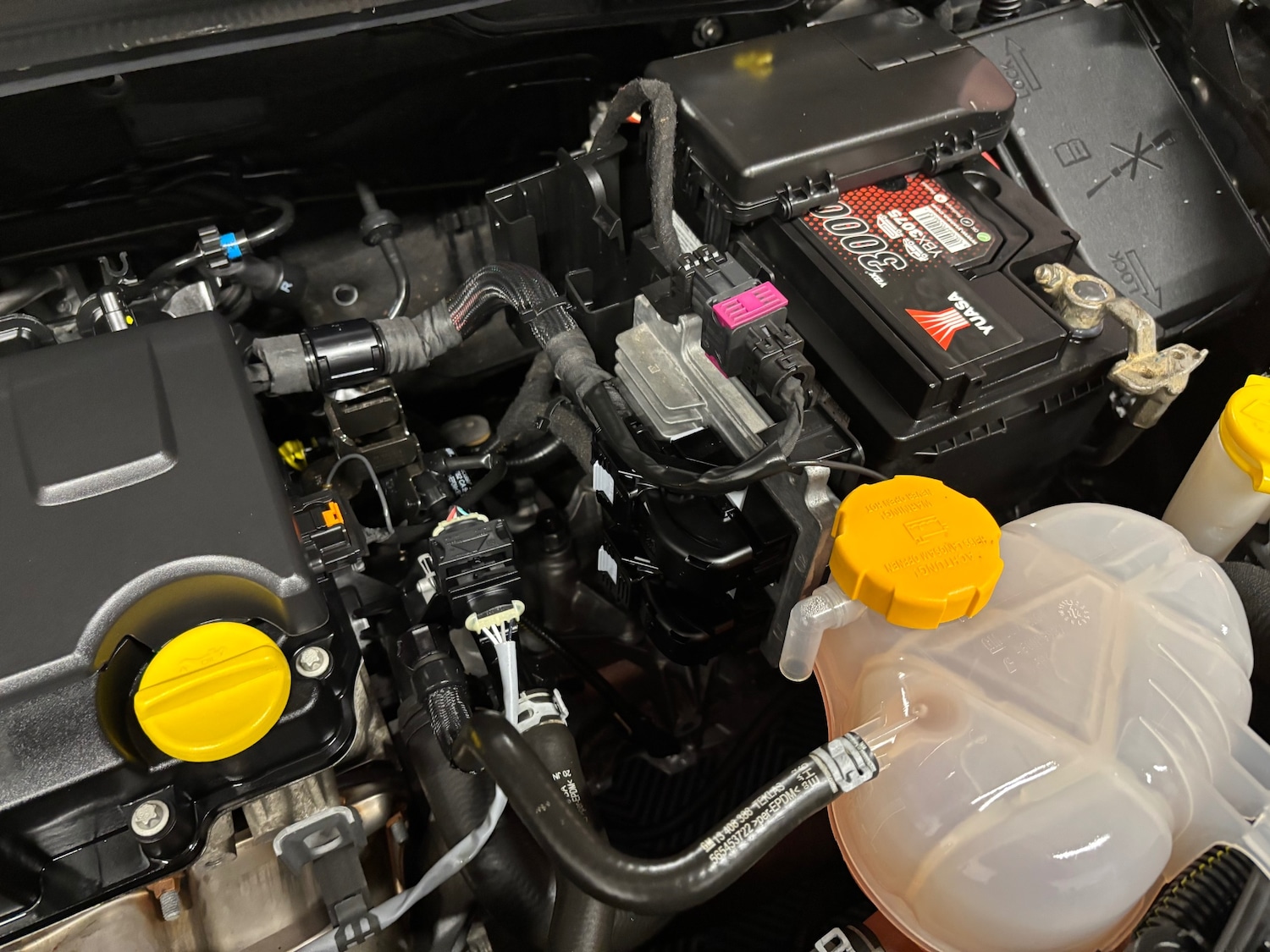 Used Vauxhall Corsa 2014 for sale - 76767410: Photo 73