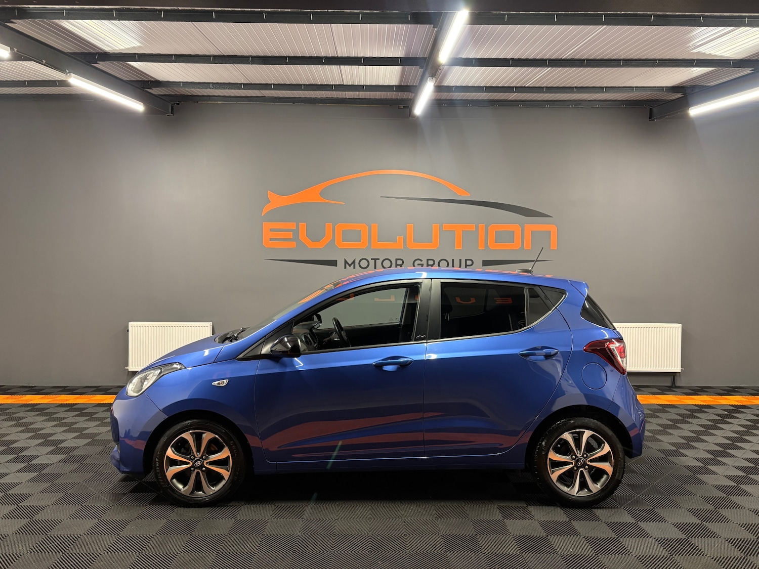 Used Hyundai i10 2020 for sale - 76620641: Photo 2