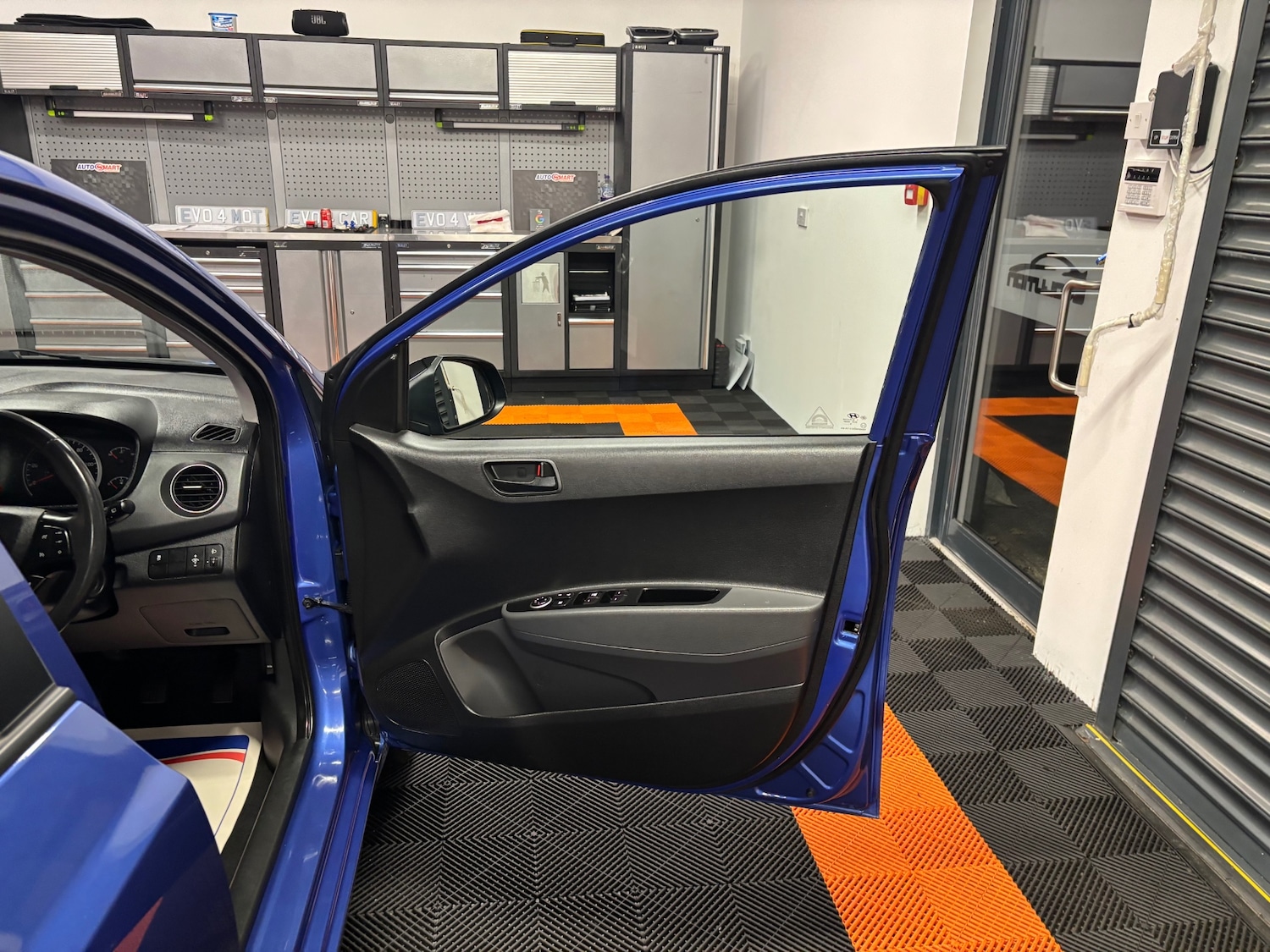 Used Hyundai i10 2020 for sale - 76620641: Photo 57