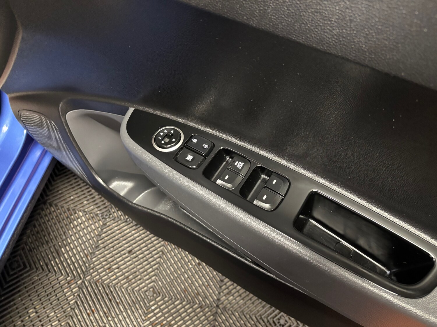 Used Hyundai i10 2020 for sale - 76620641: Photo 58