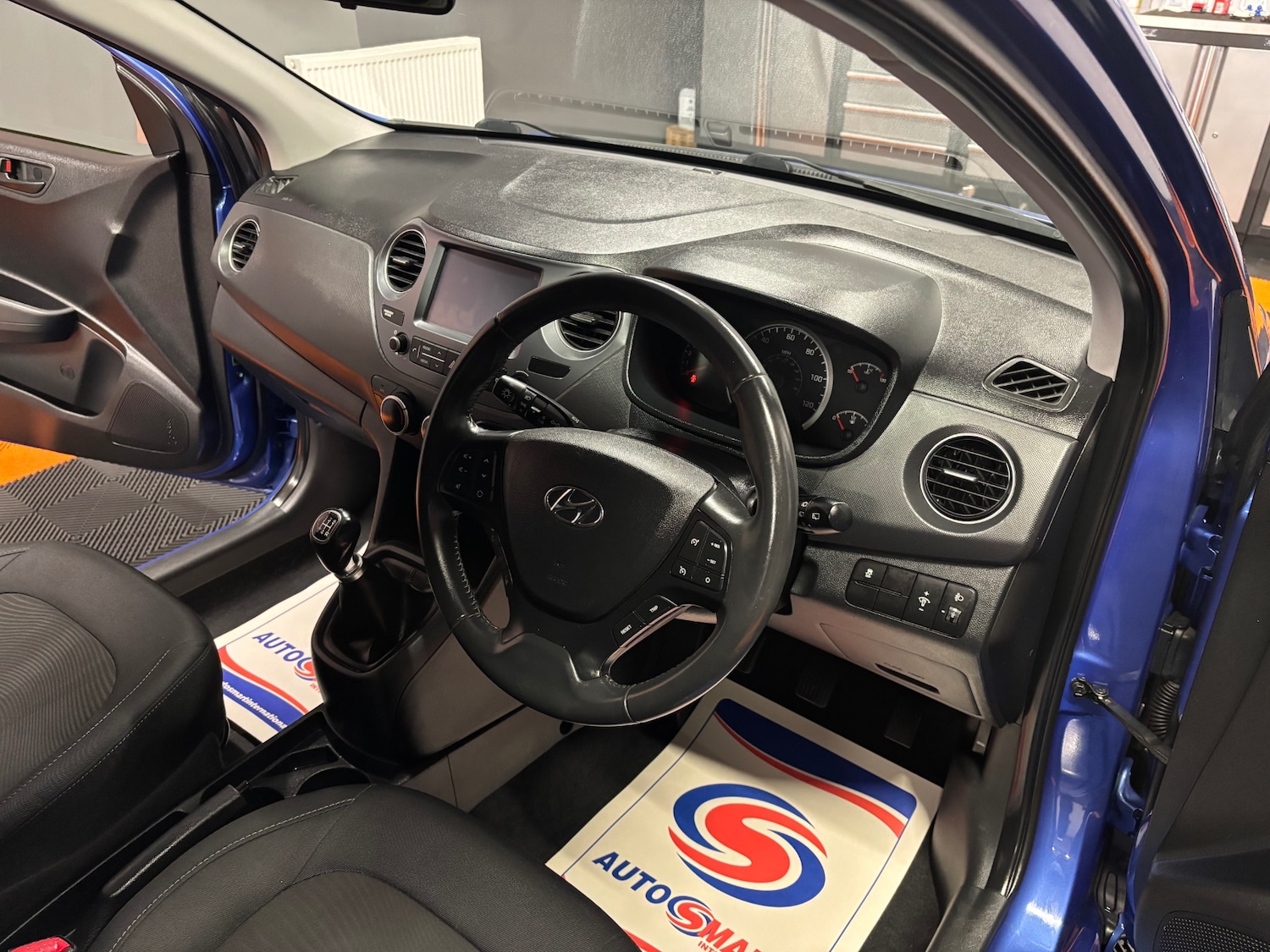 Used Hyundai i10 2020 for sale - 76620641: Photo 59