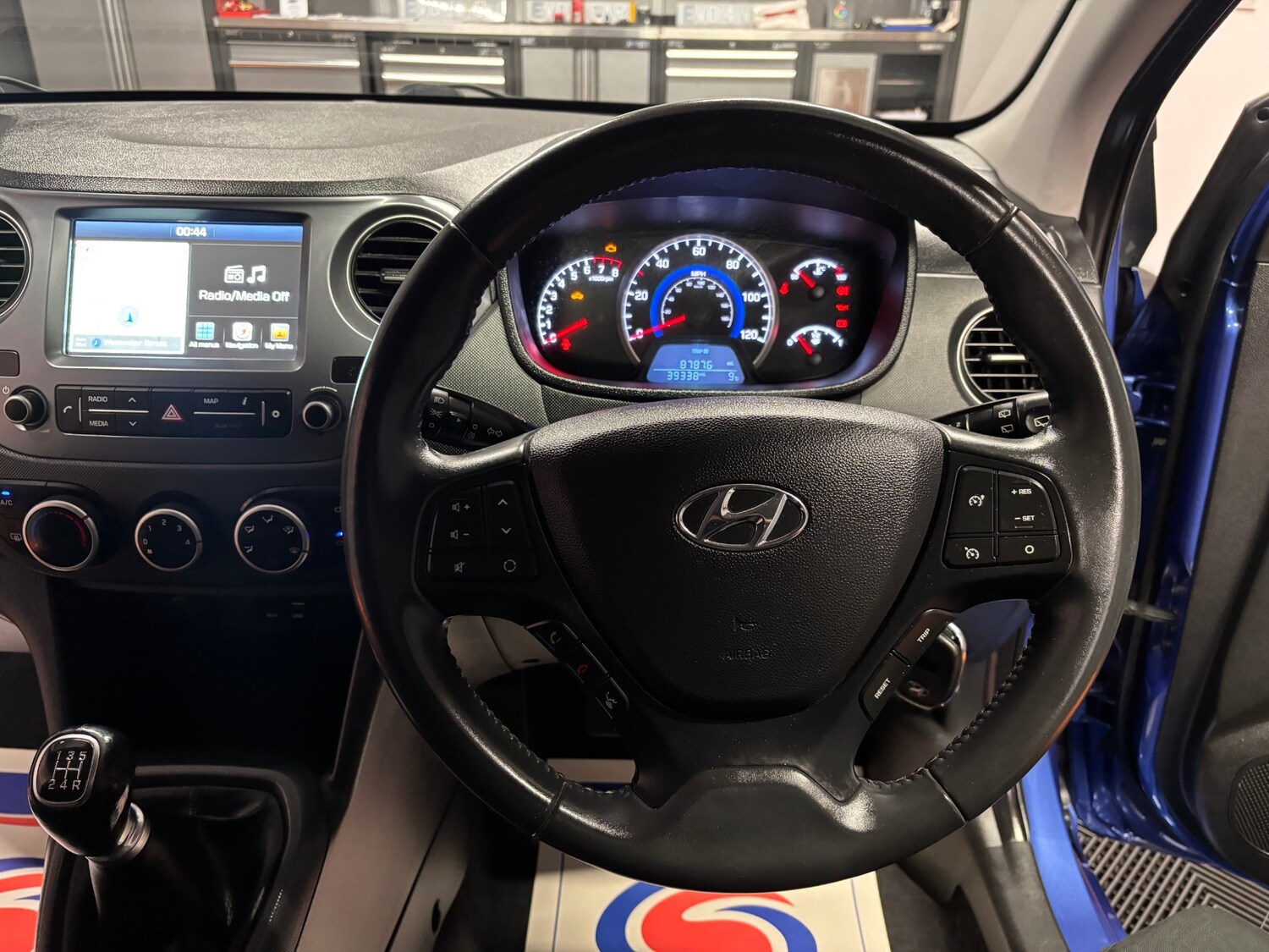 Used Hyundai i10 2020 for sale - 76620641: Photo 66