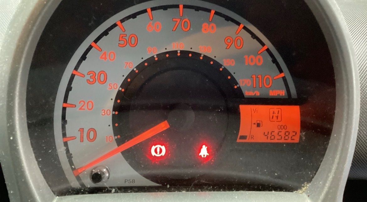 Used Toyota AYGO 2010 for sale - 77168120: Photo 9