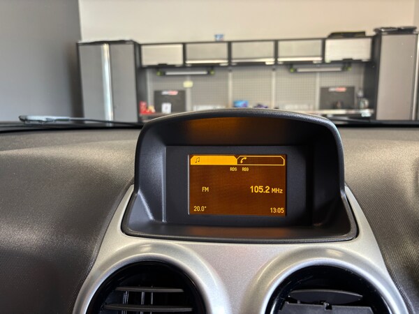 Used Vauxhall Corsa 2011 for sale - 75476303: Photo 44