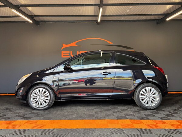 Used Vauxhall Corsa 2011 for sale - 75476303: Photo 5