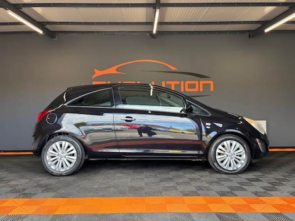 Used Vauxhall Corsa 2011 for sale - 75476303: Photo 6