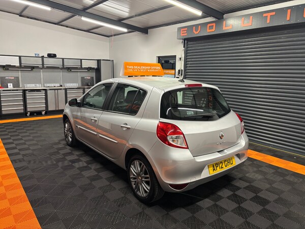 Used Renault Clio 2012 for sale - 75300217: Photo 16